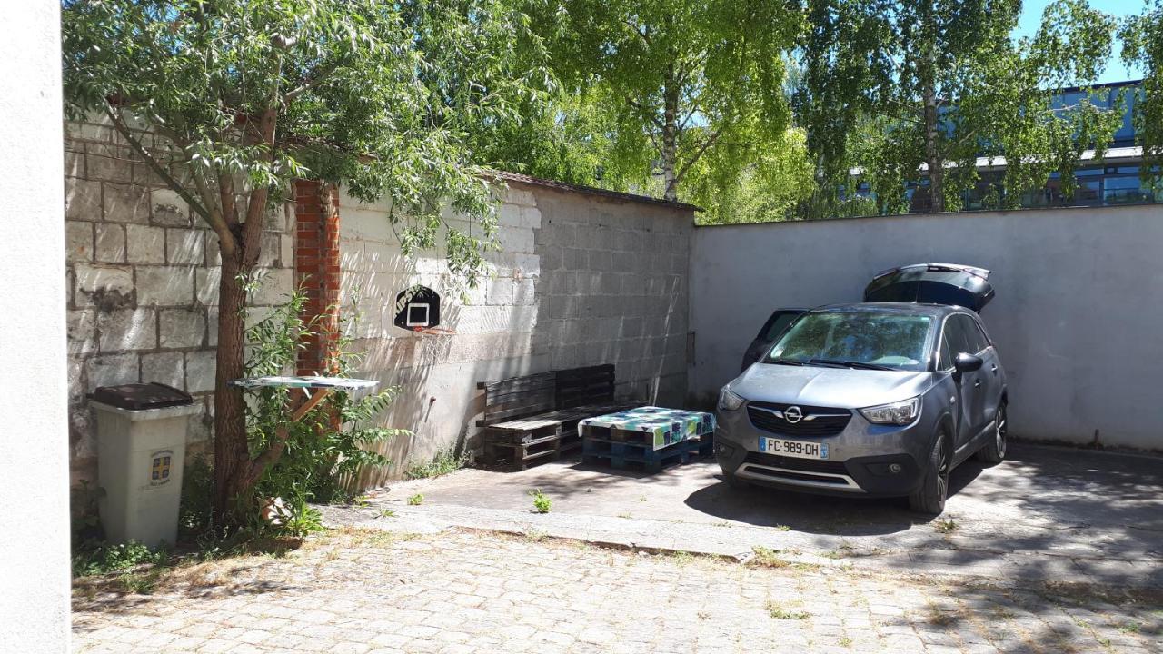 F4 Dans Maison Au Calme Pres Du Centre De Chalons En Champagne エクステリア 写真