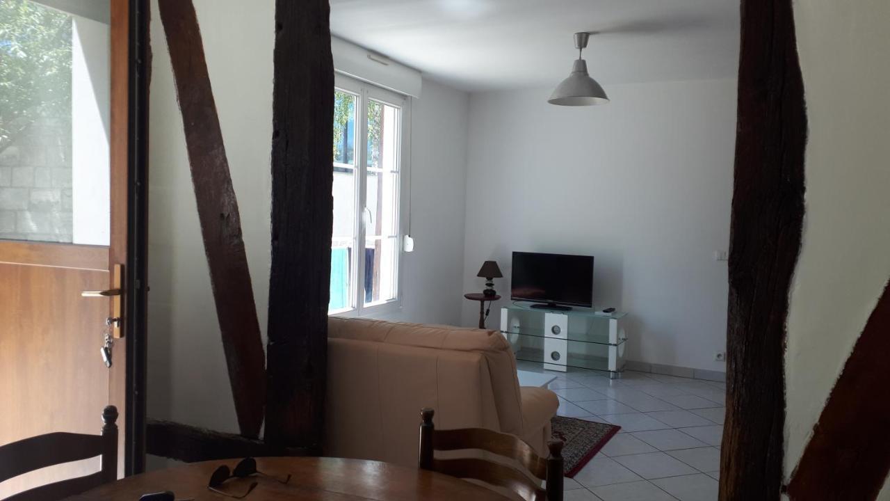F4 Dans Maison Au Calme Pres Du Centre De Chalons En Champagne エクステリア 写真